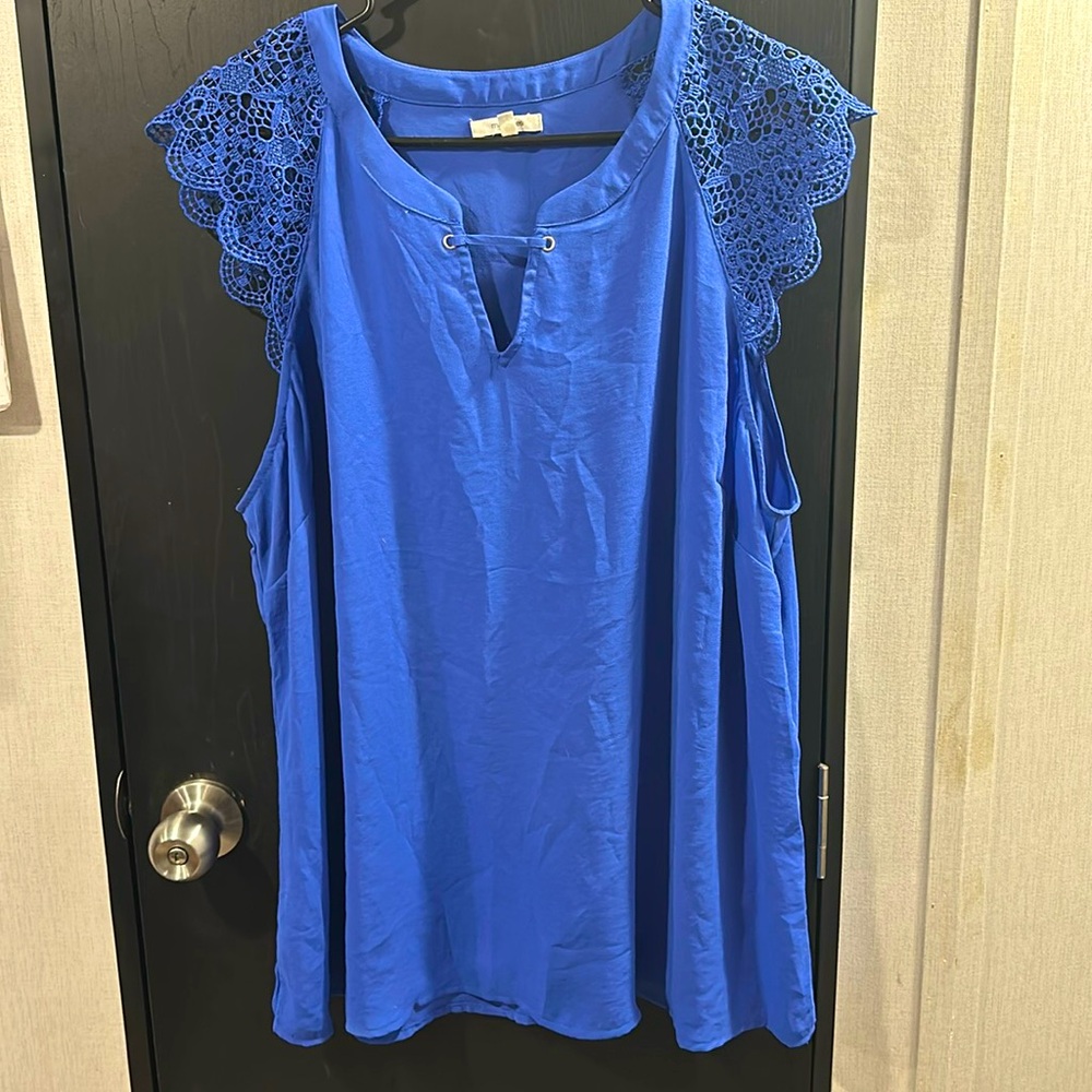 Maurice’s sheer dress shirt